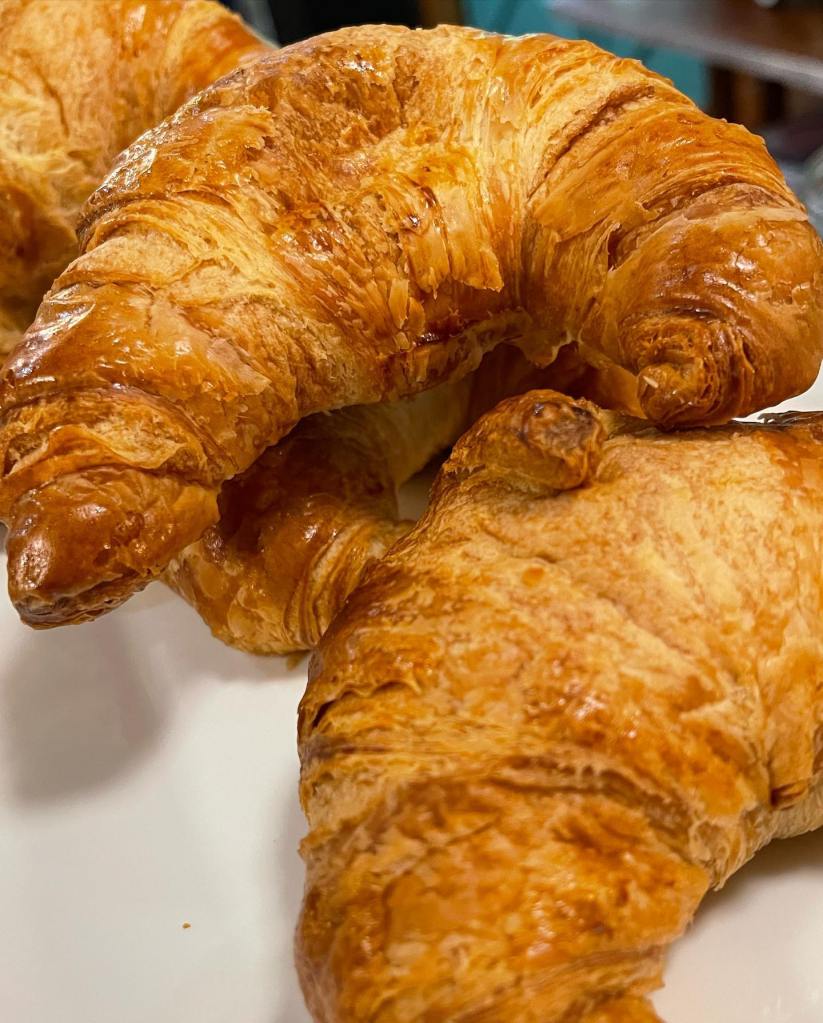 This image has an empty alt attribute; its file name is wf-croissants.jpg